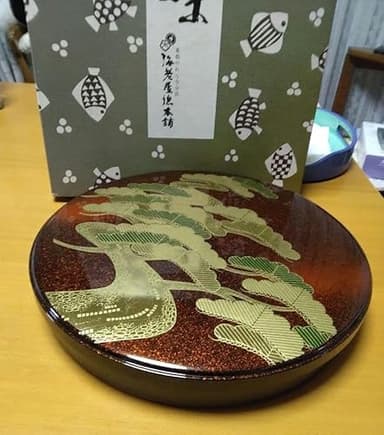 おせち料理に オードブル タイプ 寿司桶 などにも 金箔模様 直径27cm